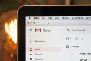 Ecran d'ordinateur affichant une boite mail